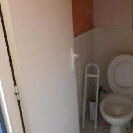Studio 6 Pers. A Deux Pas Des Pistes Et Commerces - Balcon - Parking Gratuit - Fr-1-602-44 Apartment